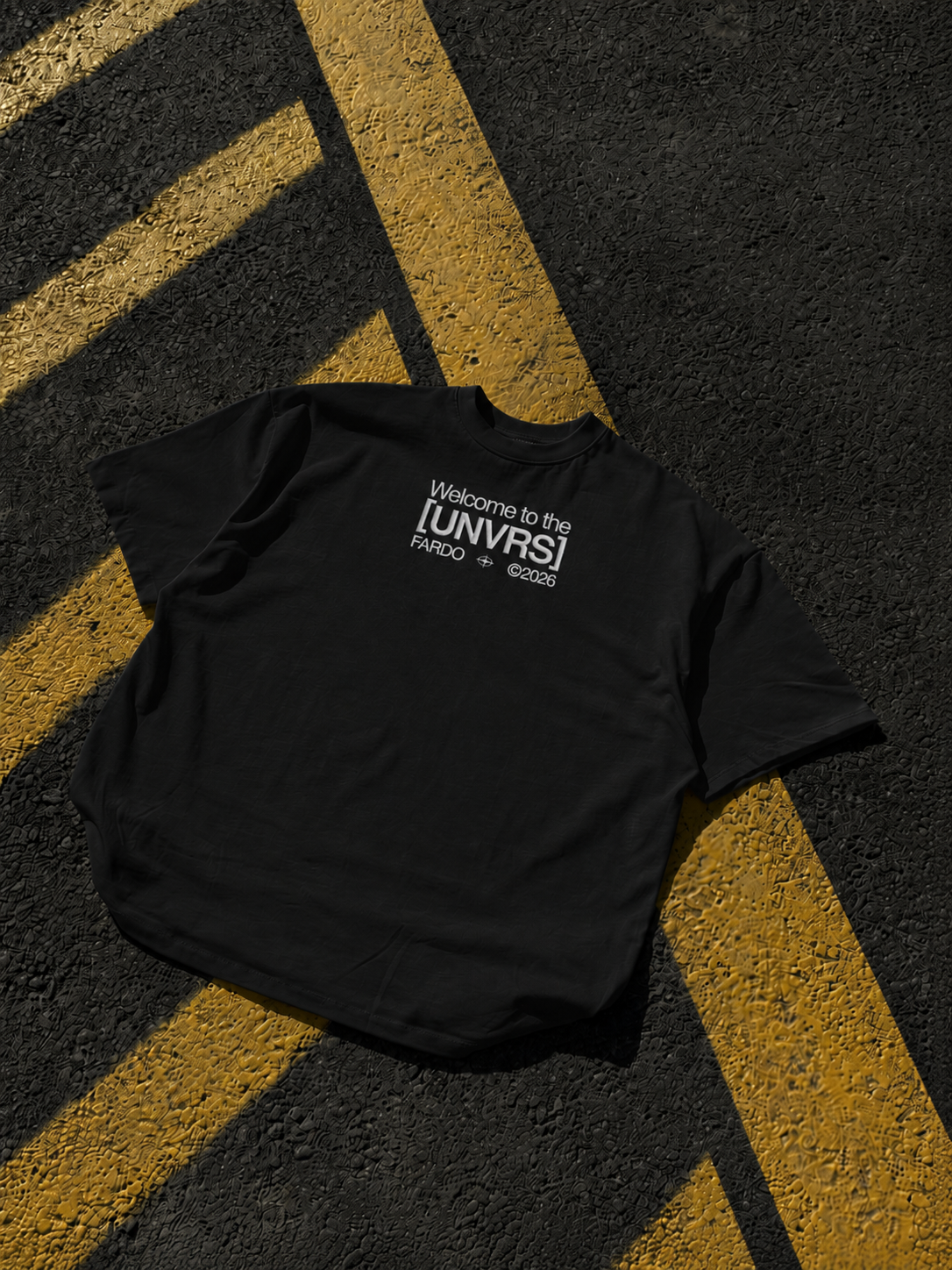 [𝗣𝗥𝗘𝗩𝗘𝗡𝗧𝗔] Remera Fardo — Welcome to the [UNVRS].